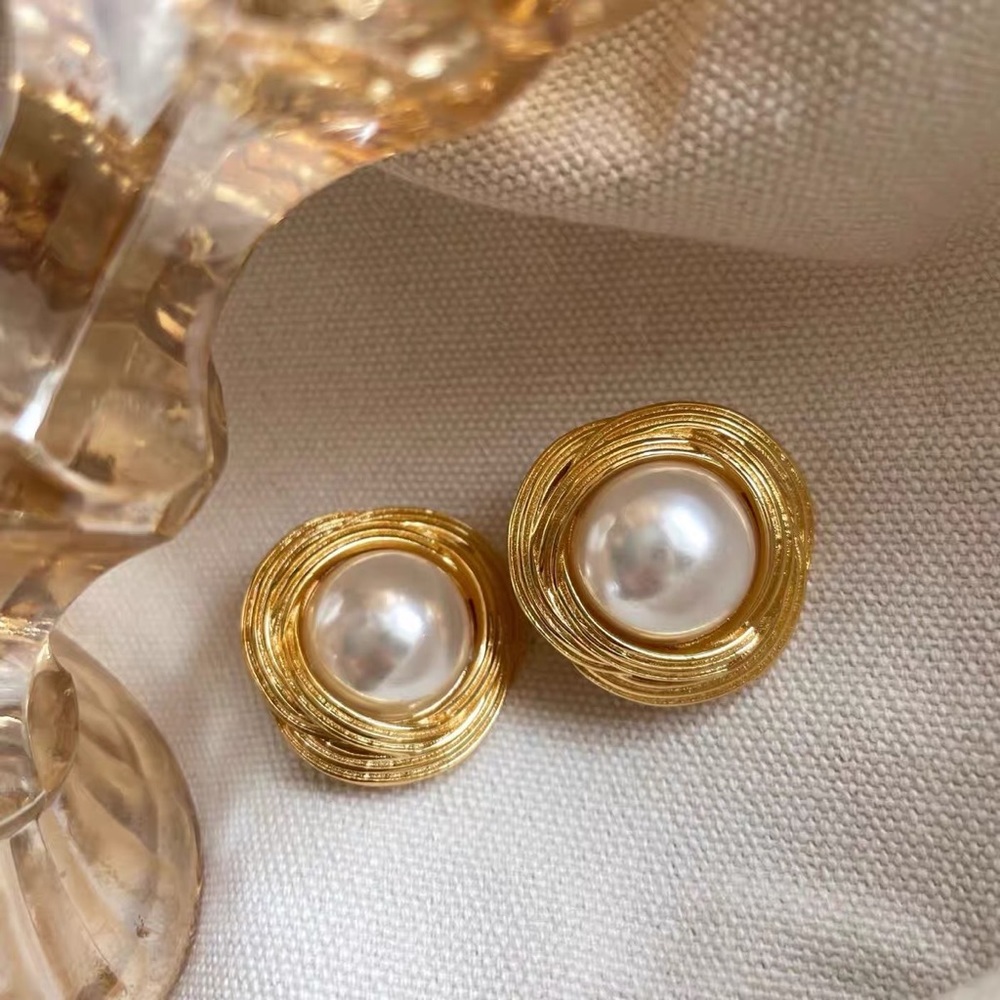 $25for3 NWT High-grade vintage earrings, stylish and versatile ear accessories